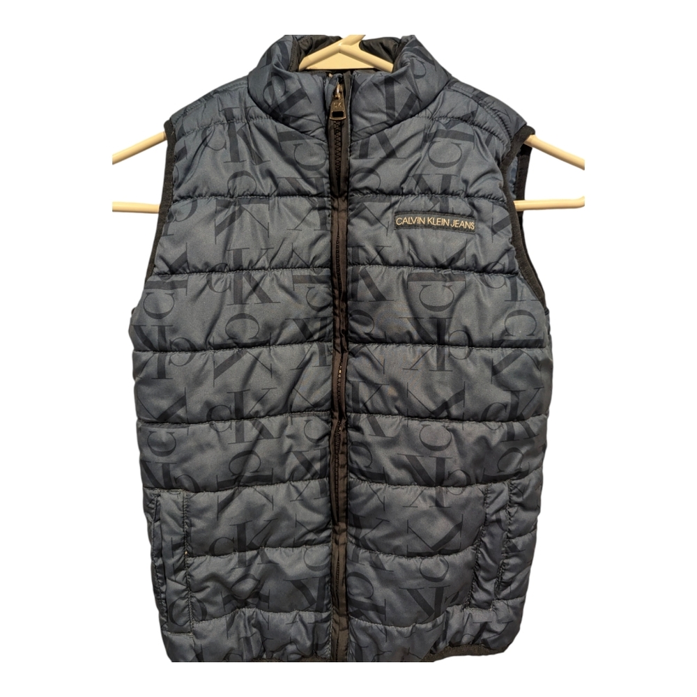Calvin Klein Blue Zip Puffer Vest.  Boys size 6.